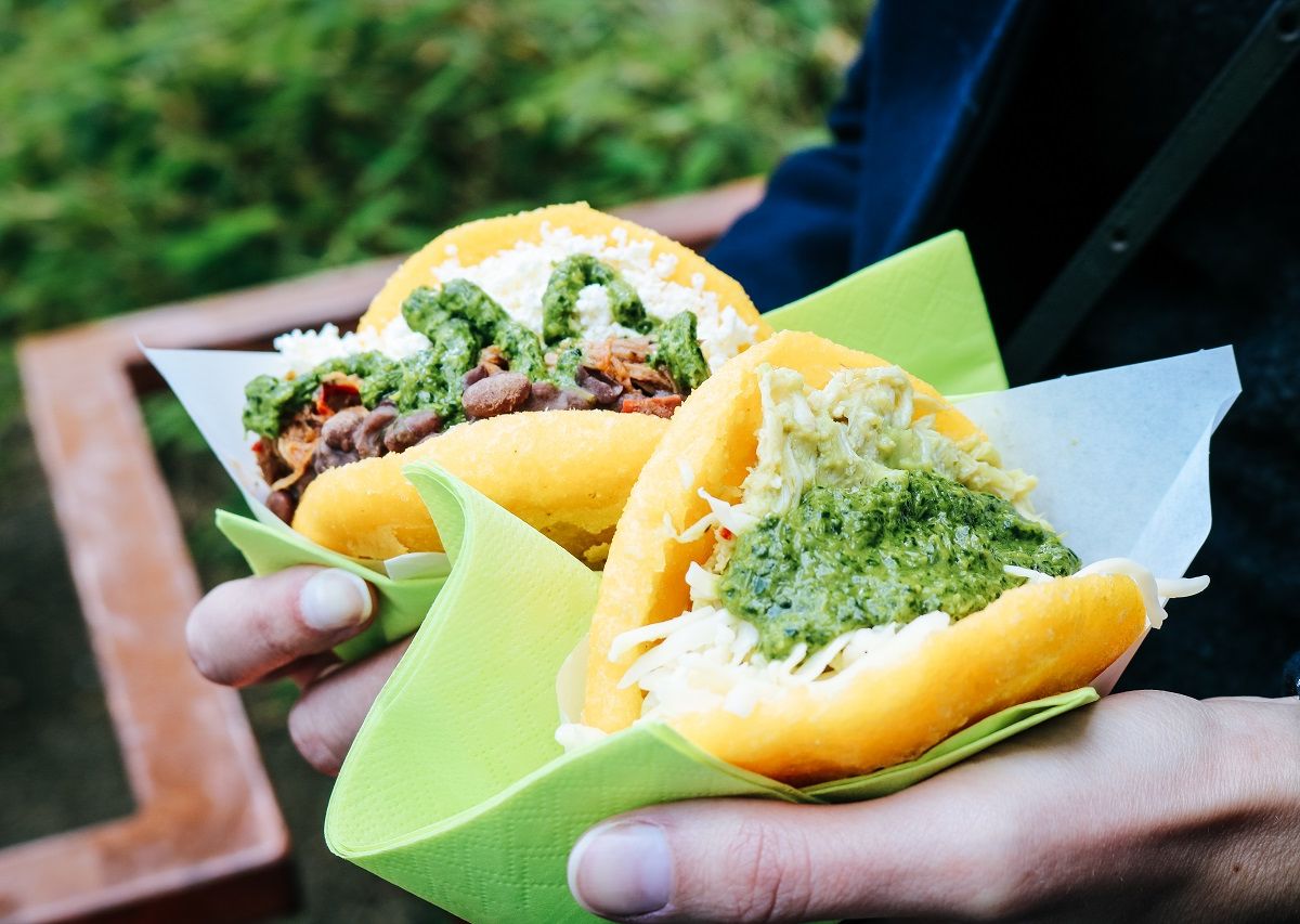 Masa de maíz precocido para empanadas venezolanas vs masa de maíz colombiana
