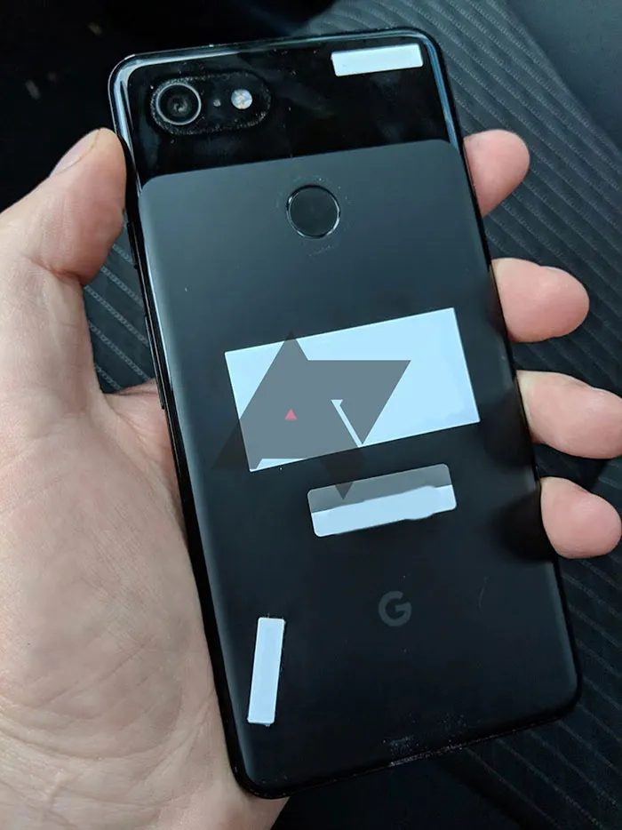 Un pixel 3 XL de Google se encuentra olvidado dentro de un Lyft